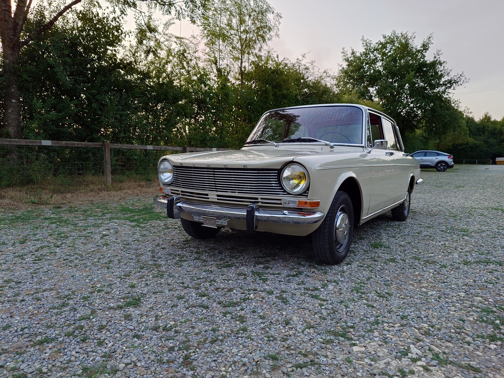 SIMCA 1301 Spezial-image-1