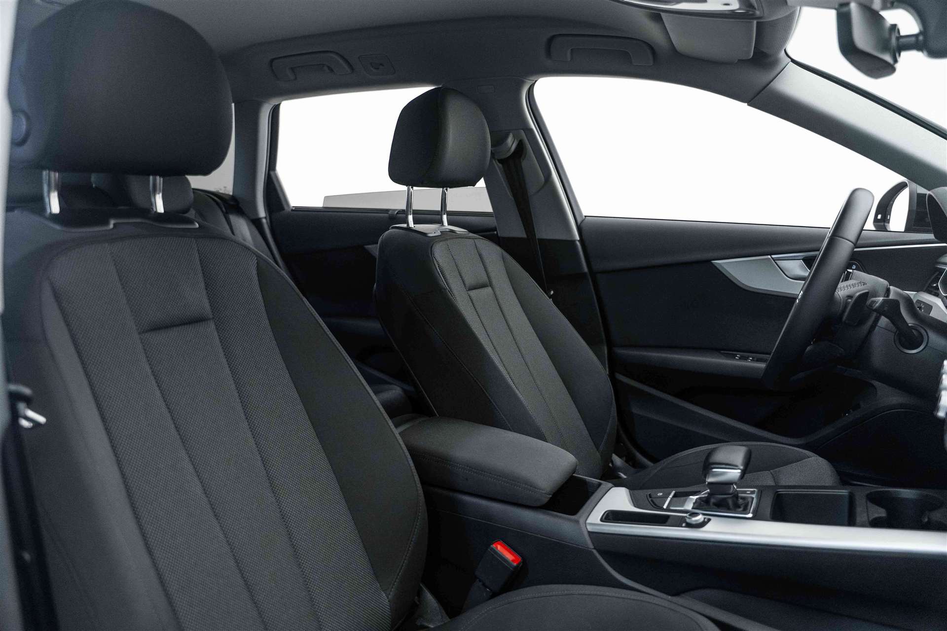 AUDI A4 Avant 35 TFSI S-tronic-image-11