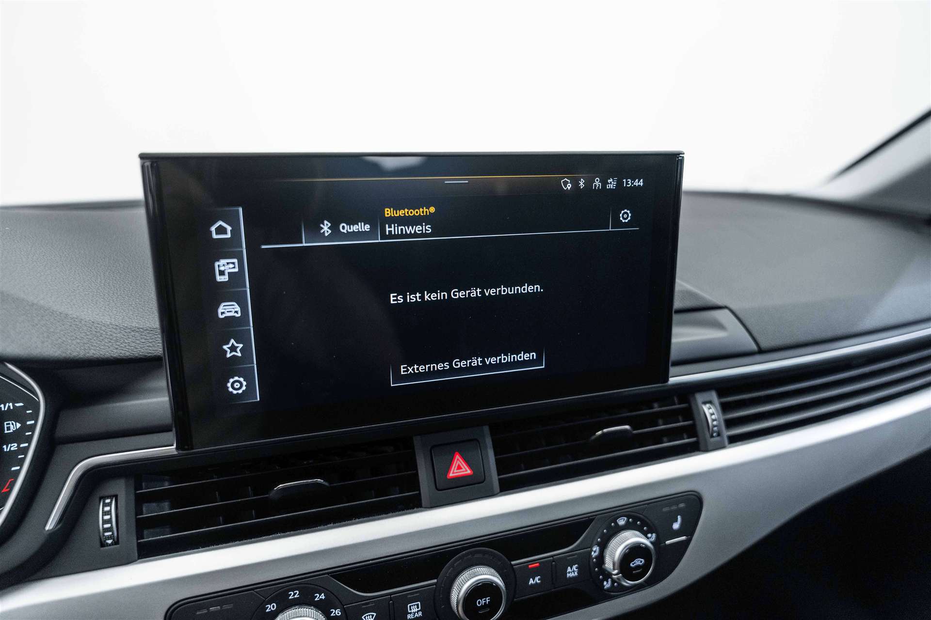 AUDI A4 Avant 35 TFSI S-tronic-image-21