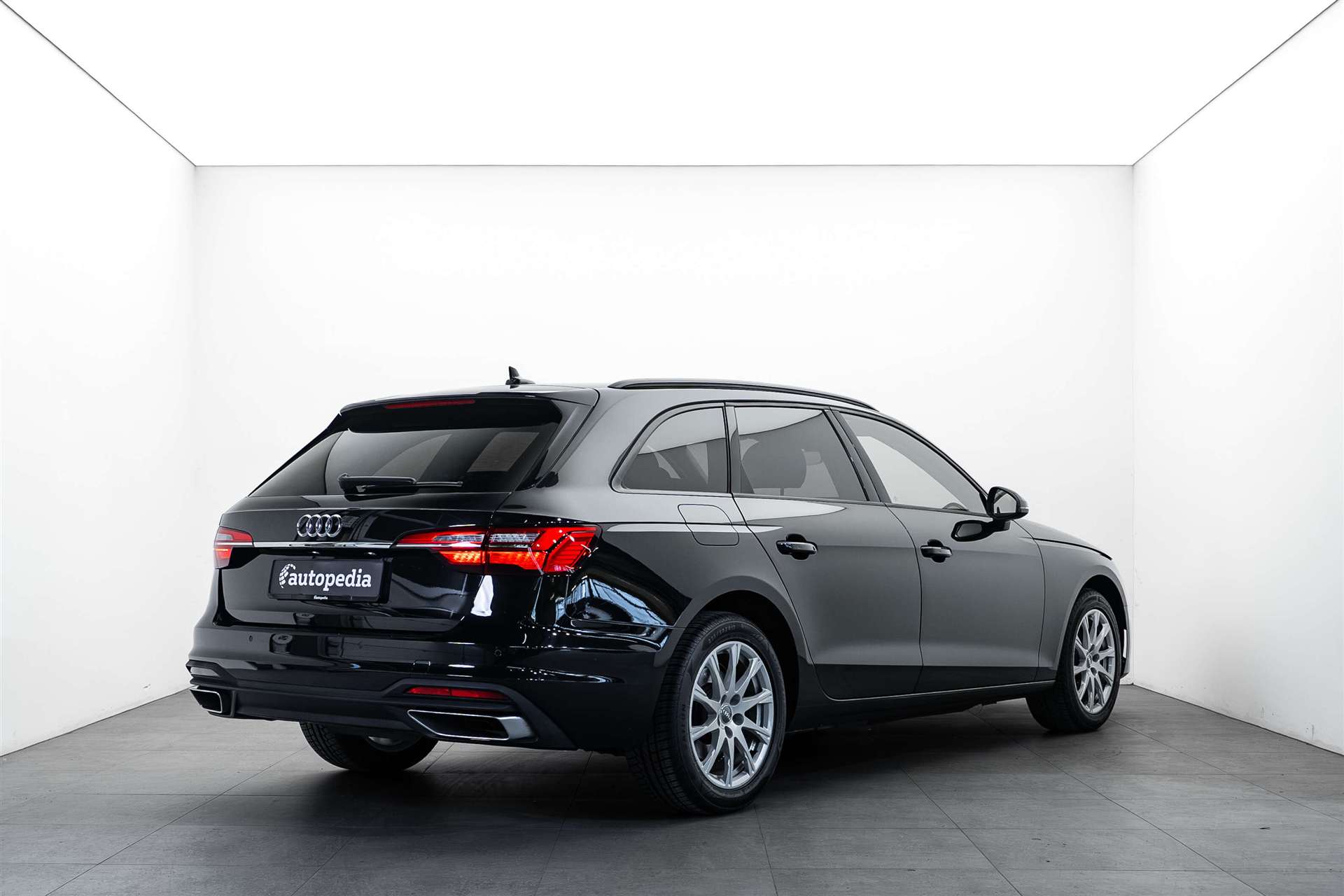 AUDI A4 Avant 35 TFSI S-tronic-image-2