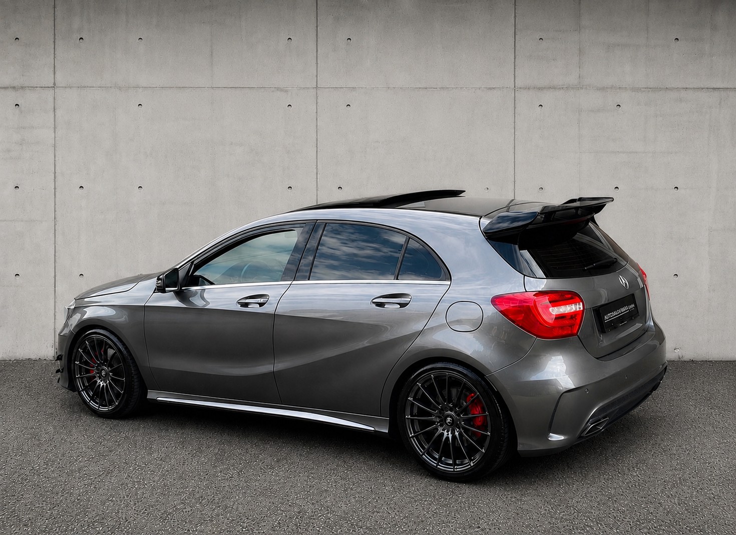 MERCEDES-BENZ A 45 AMG 4Matic Speedshift 7G-DCT-image-3