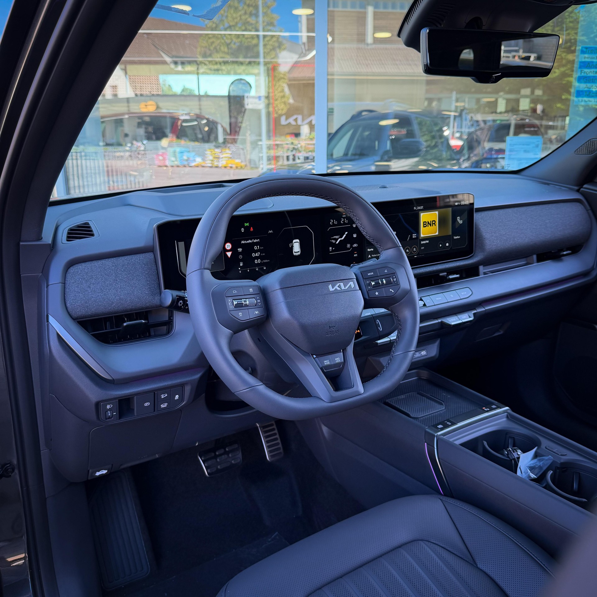 KIA Seltos 1.6 T-GDi X-Line-image-4