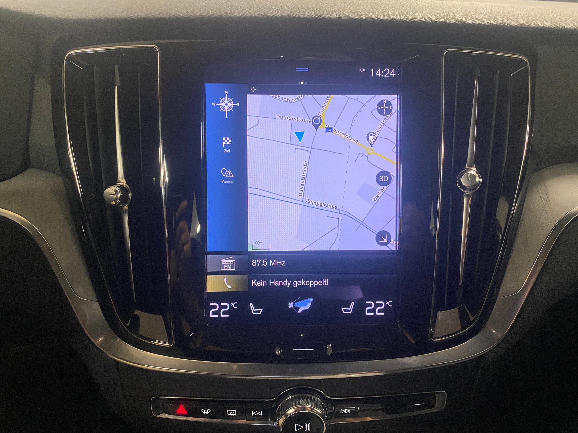 VOLVO V60 2.0 B4 Inscription-image-13