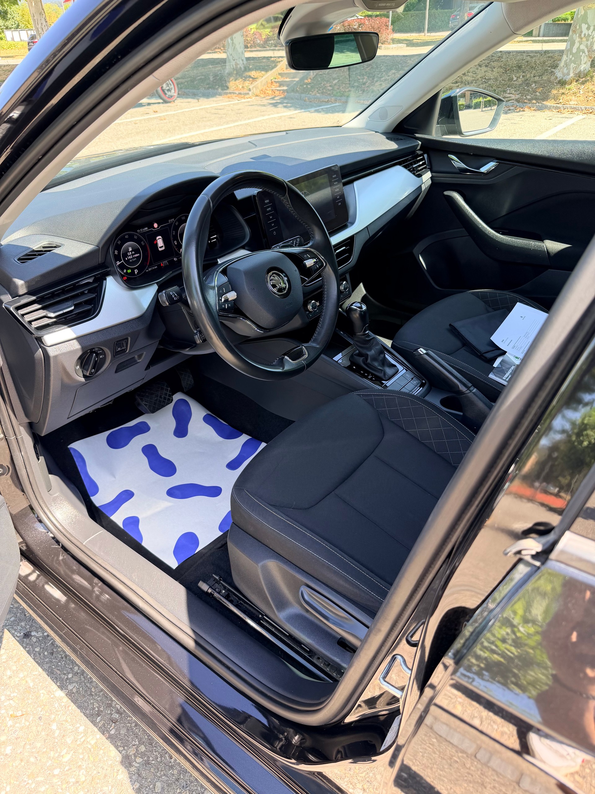 SKODA Kamiq 1.0 TSI Ambition DSG LEASING FINANZIERUNG MÖGLICH-image-8