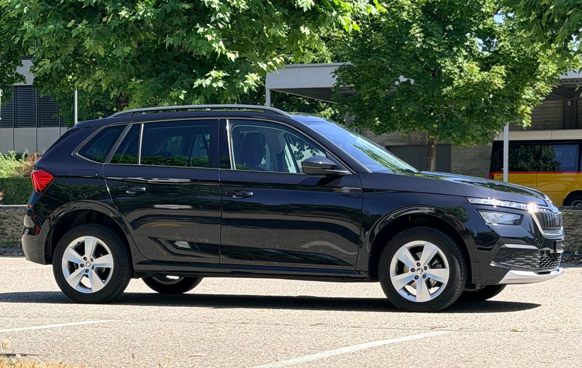 SKODA Kamiq 1.0 TSI Ambition DSG LEASING FINANZIERUNG MÖGLICH-image-4