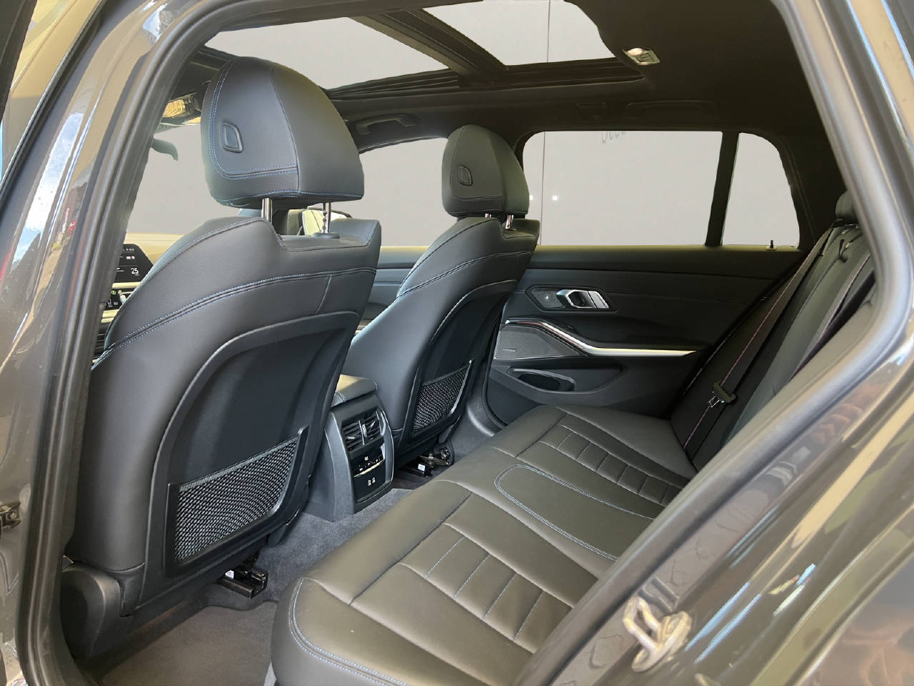 BMW 3er Reihe G21 Touring M340d xDrive-image-21