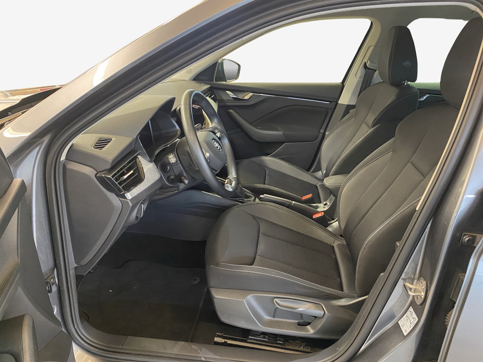 SKODA Kamiq 1.0 TSI Tour-image-7