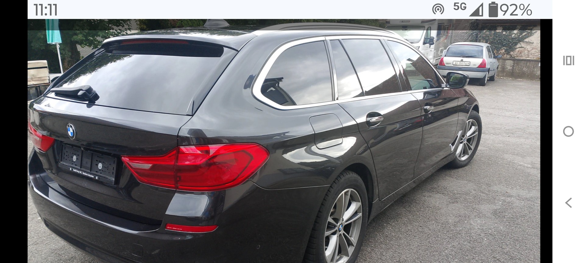 BMW 520d xDrive paddles-image-2