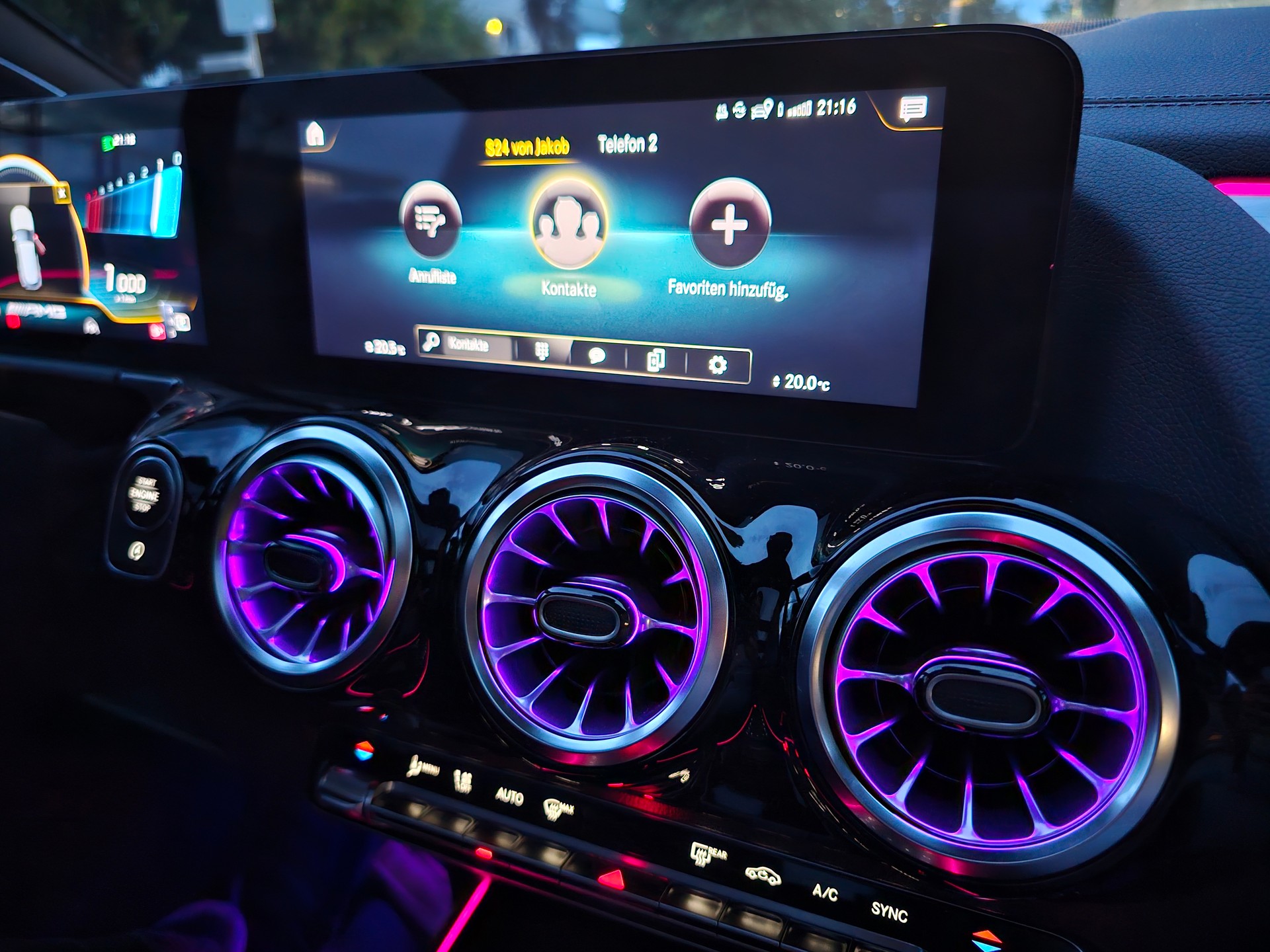 MERCEDES-BENZ GLA 35 AMG 4Matic 8G-Speedshift DCT-image-11