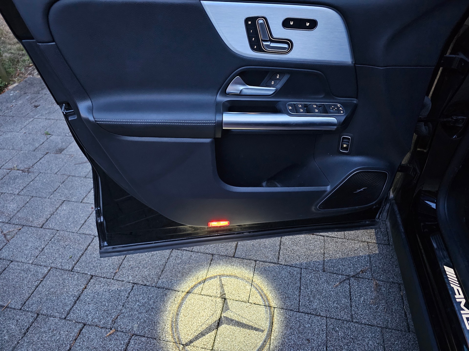 MERCEDES-BENZ GLA 35 AMG 4Matic 8G-Speedshift DCT-image-13