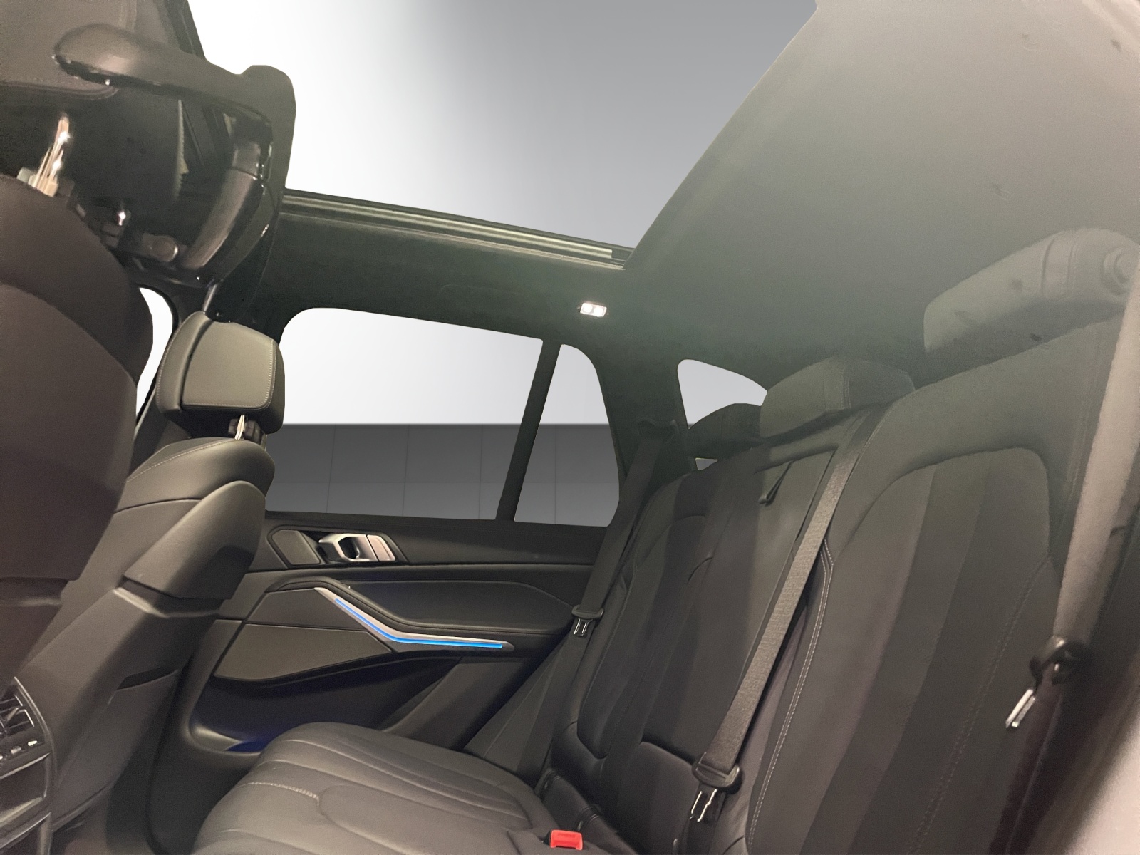 BMW X5 xDrive45e M Sport Steptronic-image-10