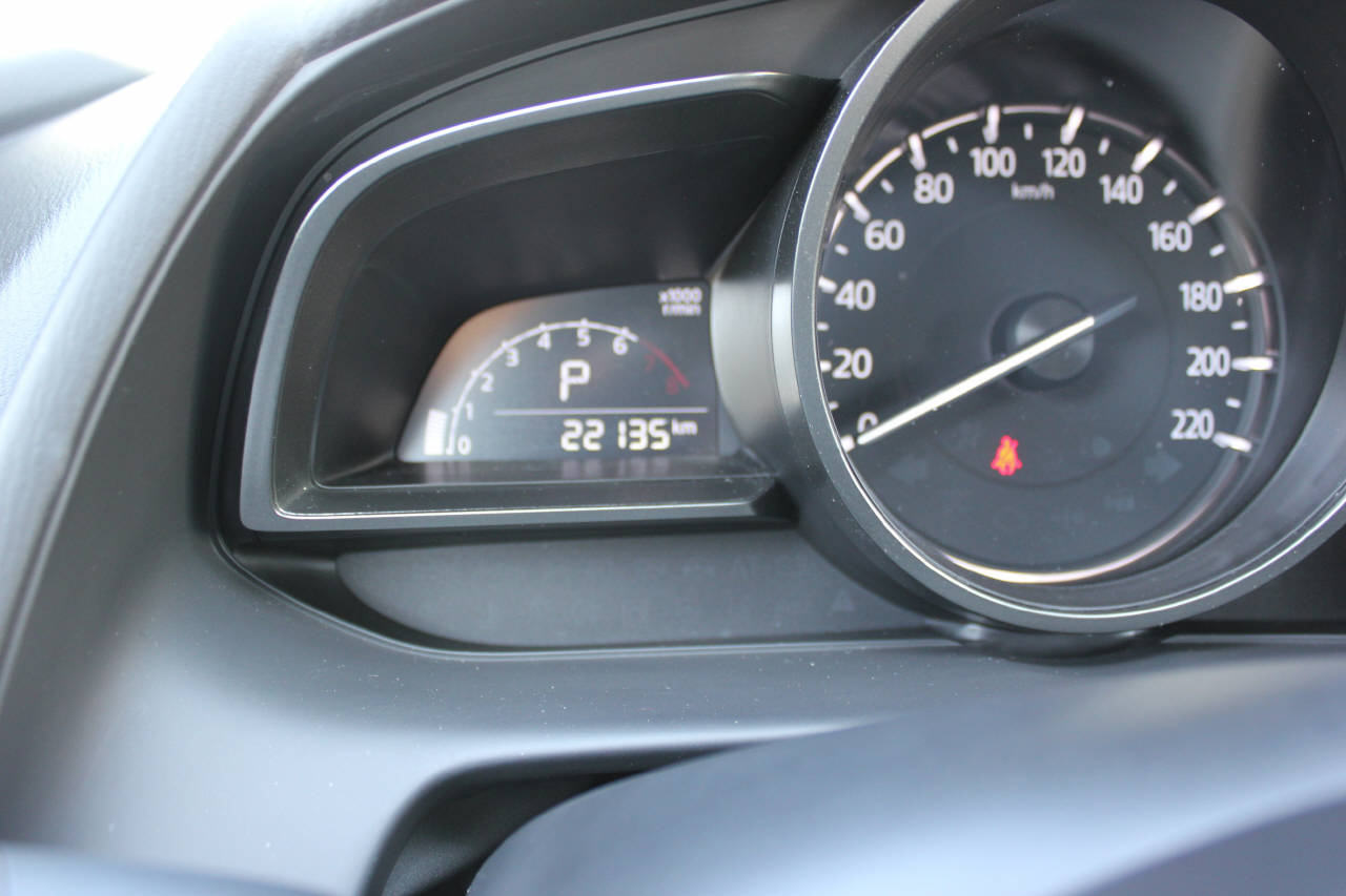 MAZDA 2 1.5 90 Ambition Plus Automat-image-8
