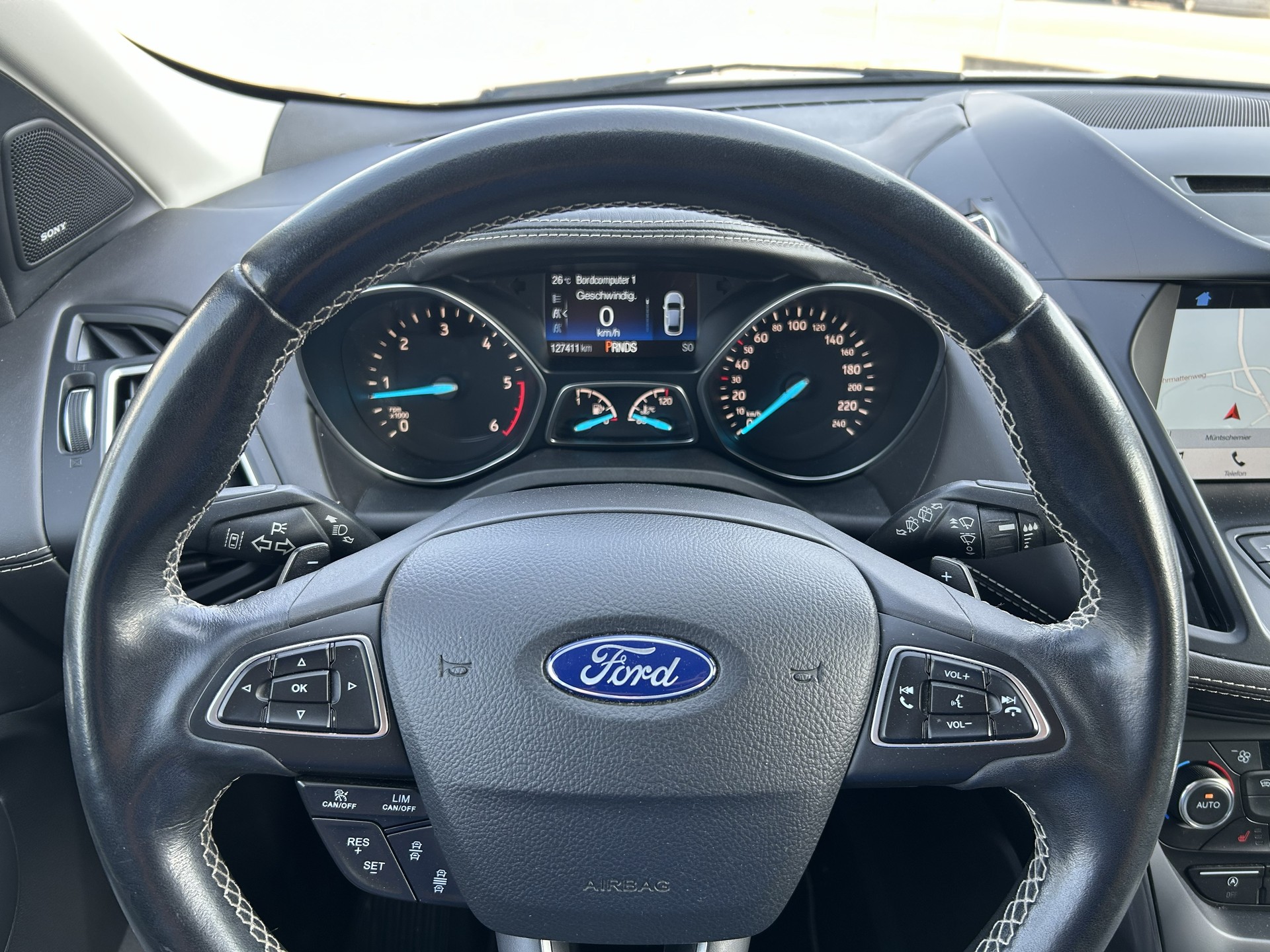 FORD Kuga 2.0 TDCi Vignale 4WD PowerShift-image-7