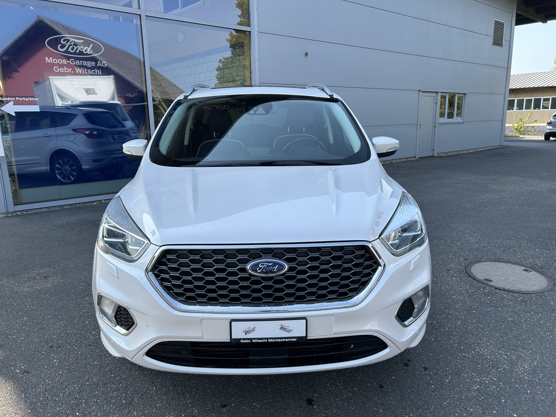 FORD Kuga 2.0 TDCi Vignale 4WD PowerShift-image-1