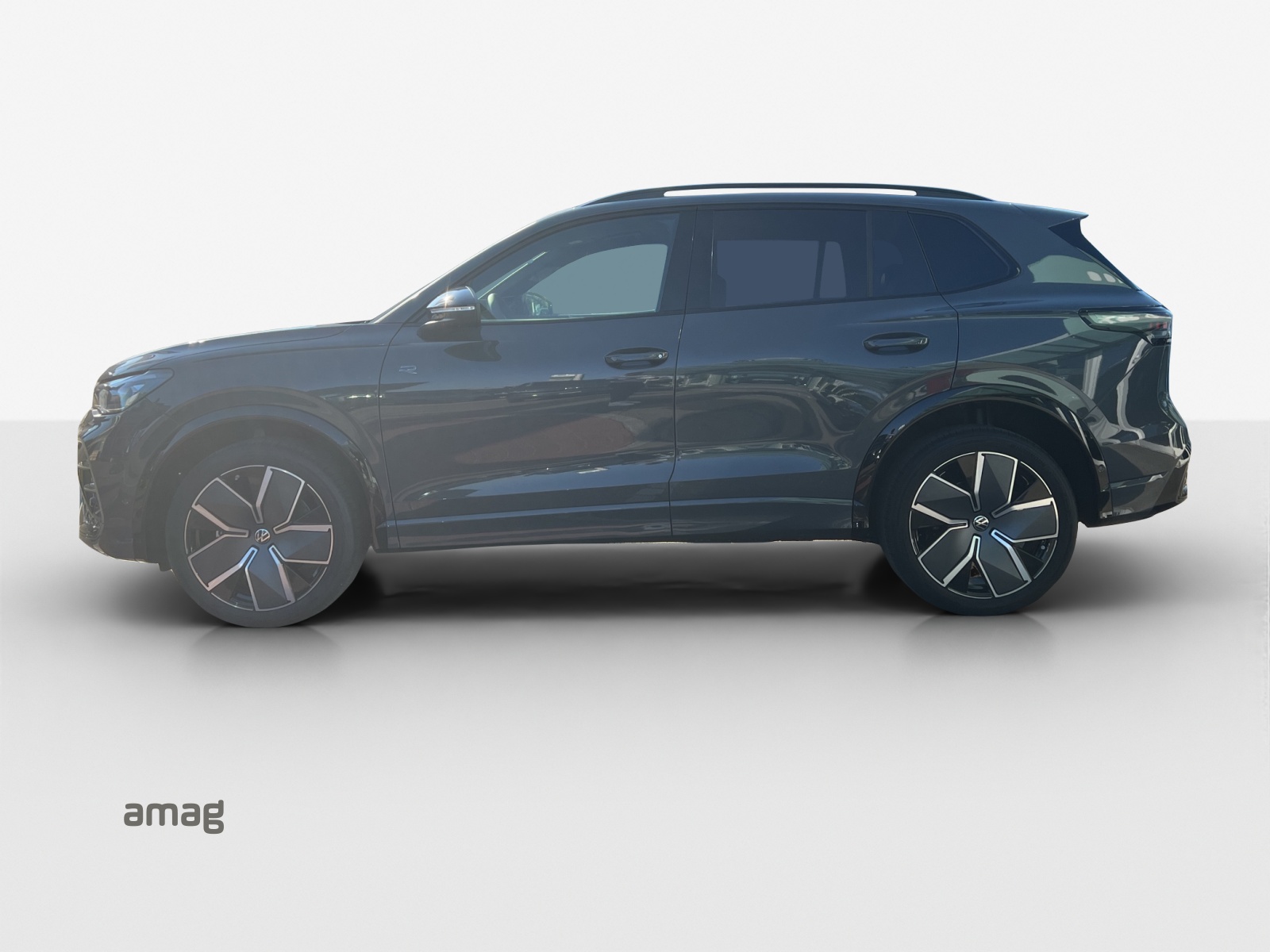VW Tiguan 2.0 TDI SCR R-Line 4Motion DSG-showroom-element-1