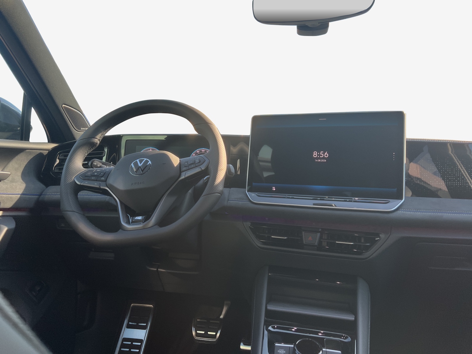 VW Tiguan 2.0 TDI SCR R-Line 4Motion DSG-image-8