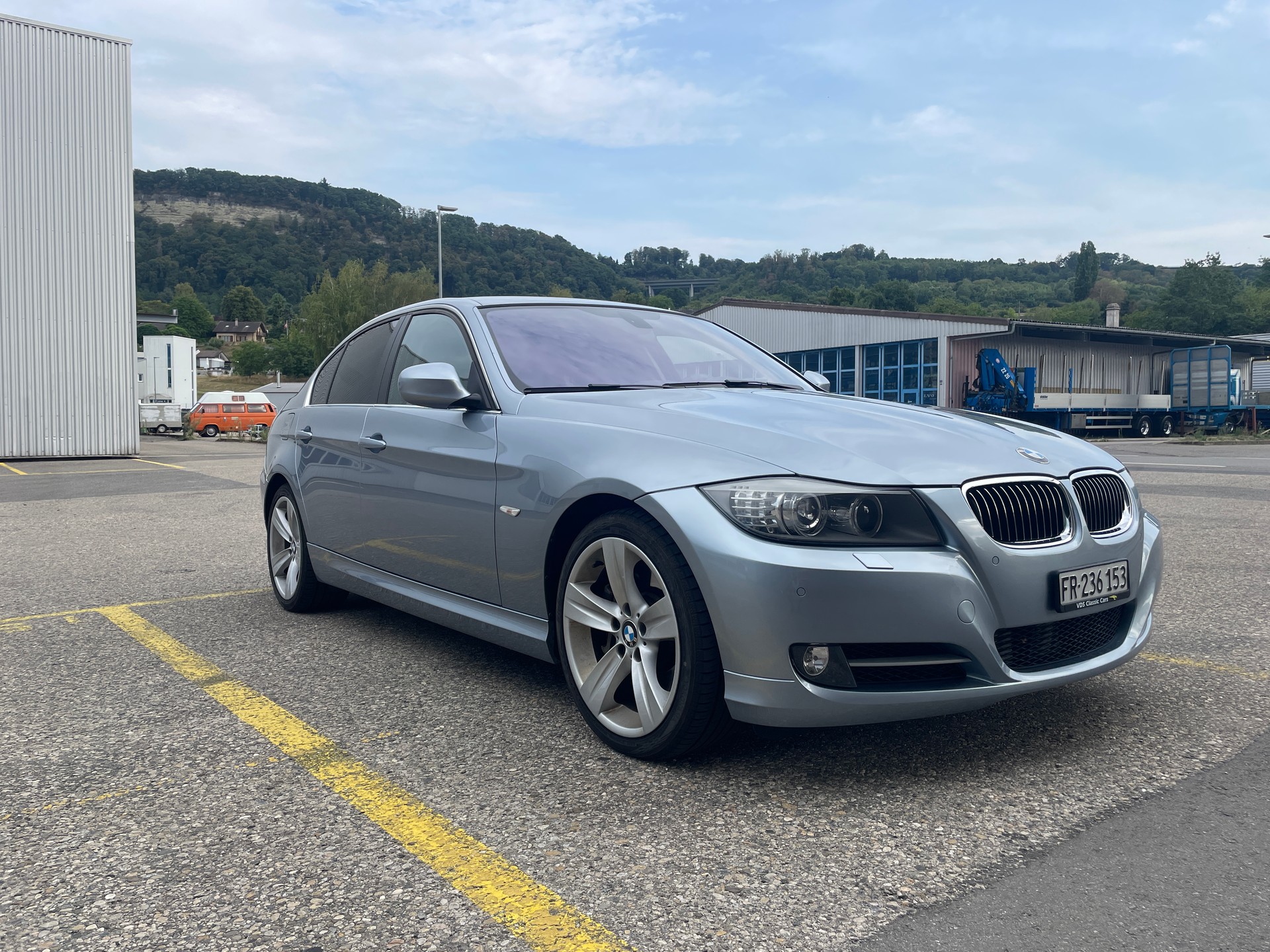 BMW 335i xDrive-image-0