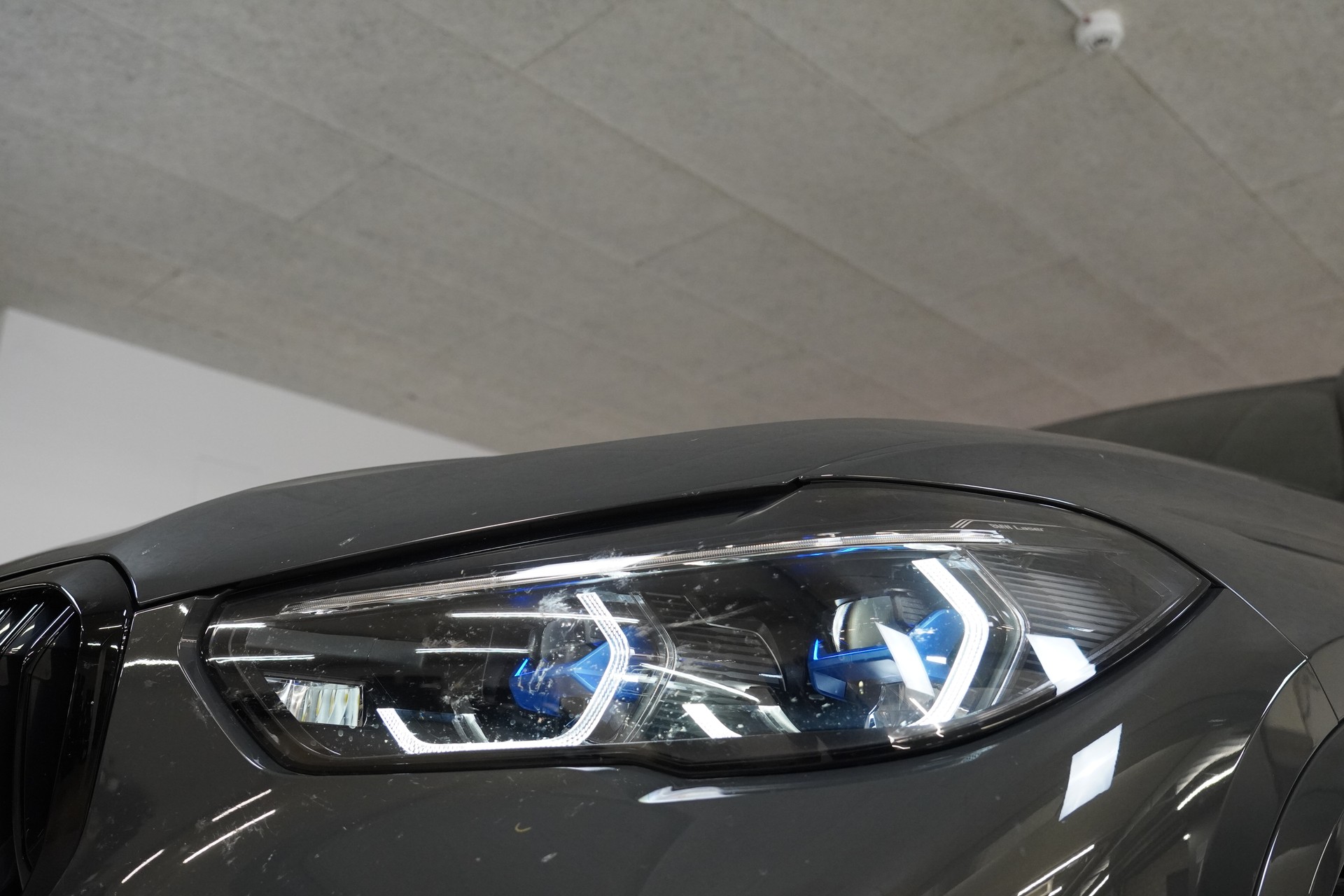 BMW X5 xDrive 48V 40d M Sport Steptronic-image-8