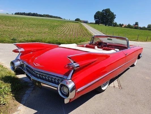 CADILLAC SERIES 62-image-2