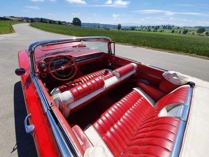 CADILLAC SERIES 62-image-3