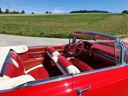CADILLAC SERIES 62-image-4