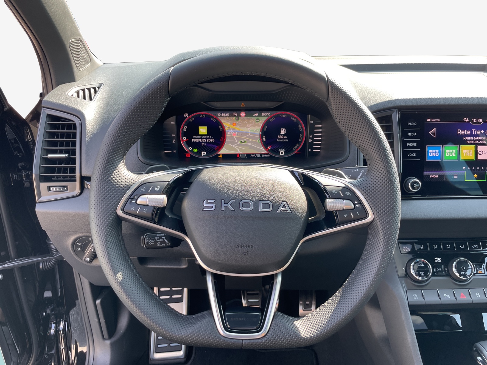 SKODA Karoq 2.0 TSI SportLine 4x4 DSG-image-9