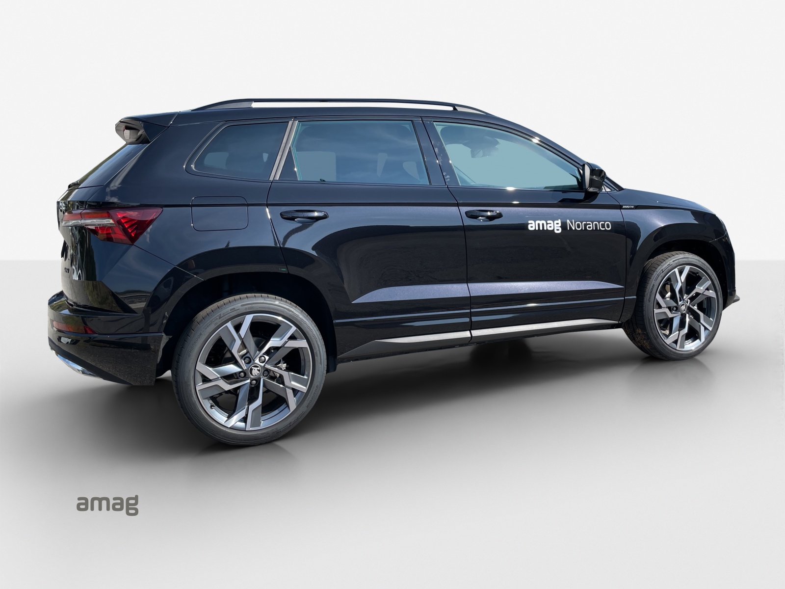 SKODA Karoq 2.0 TSI SportLine 4x4 DSG-image-4