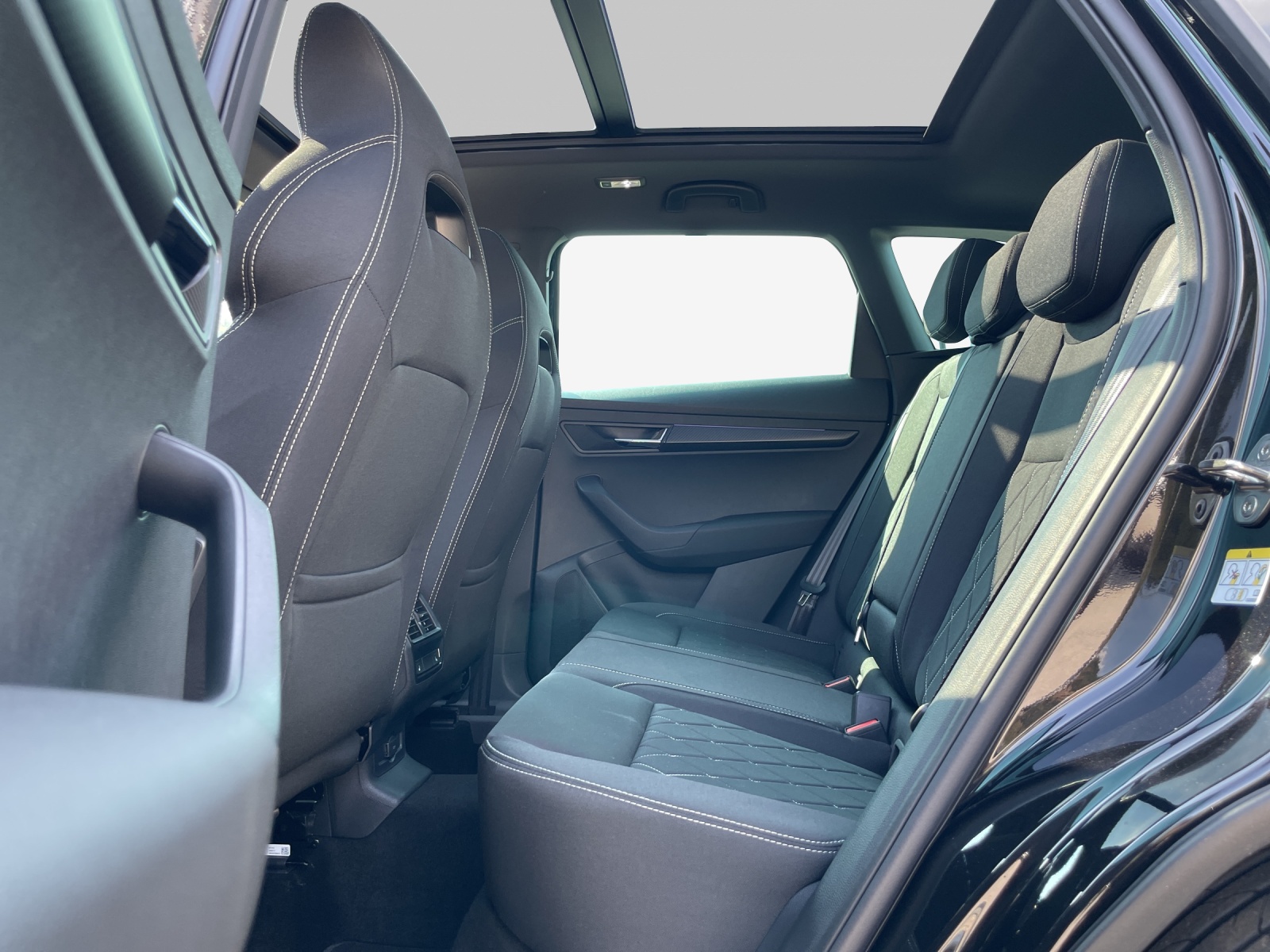 SKODA Karoq 2.0 TSI SportLine 4x4 DSG-image-11