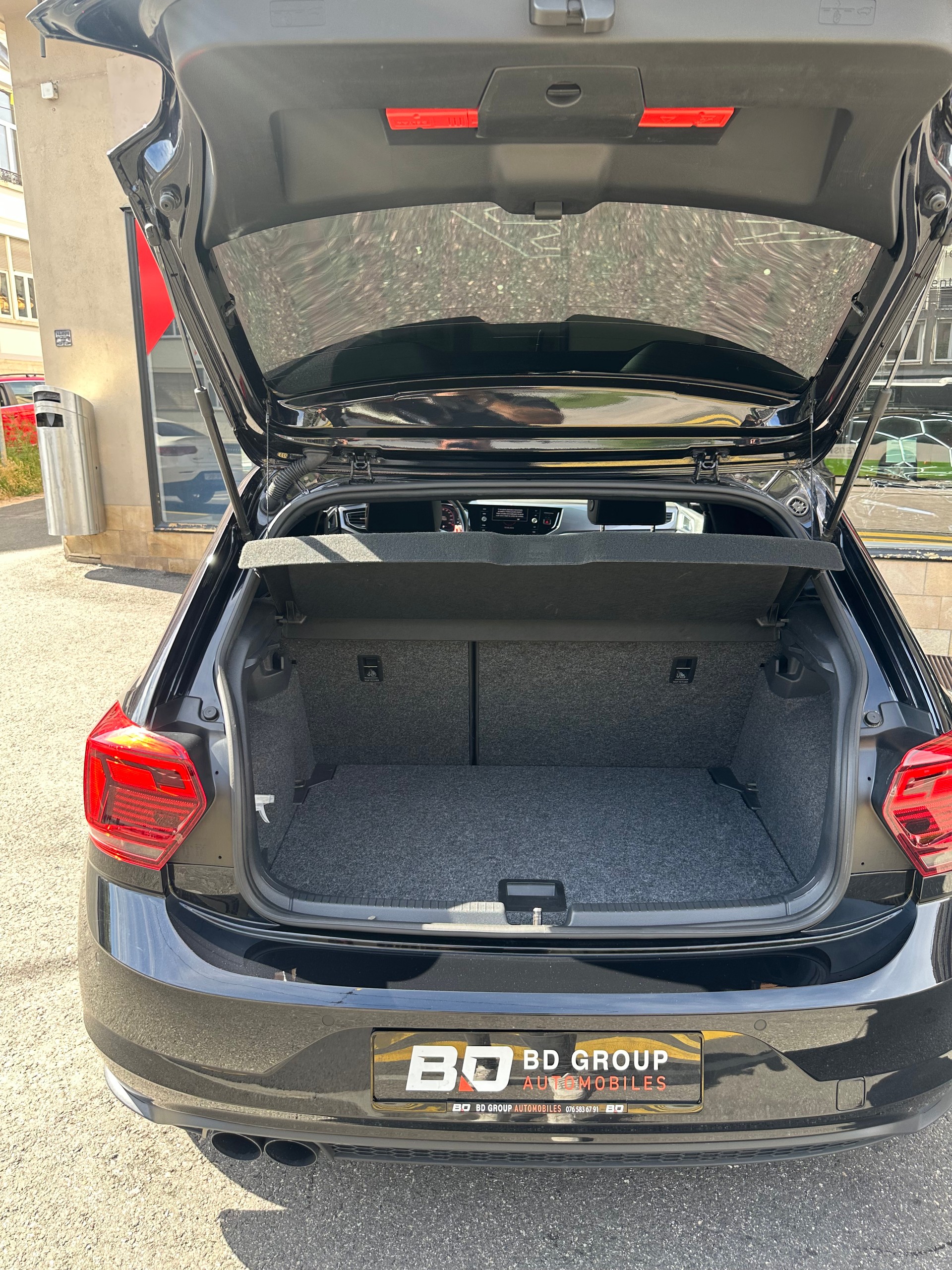 VW Polo 2.0 TSI GTI DSG-image-8