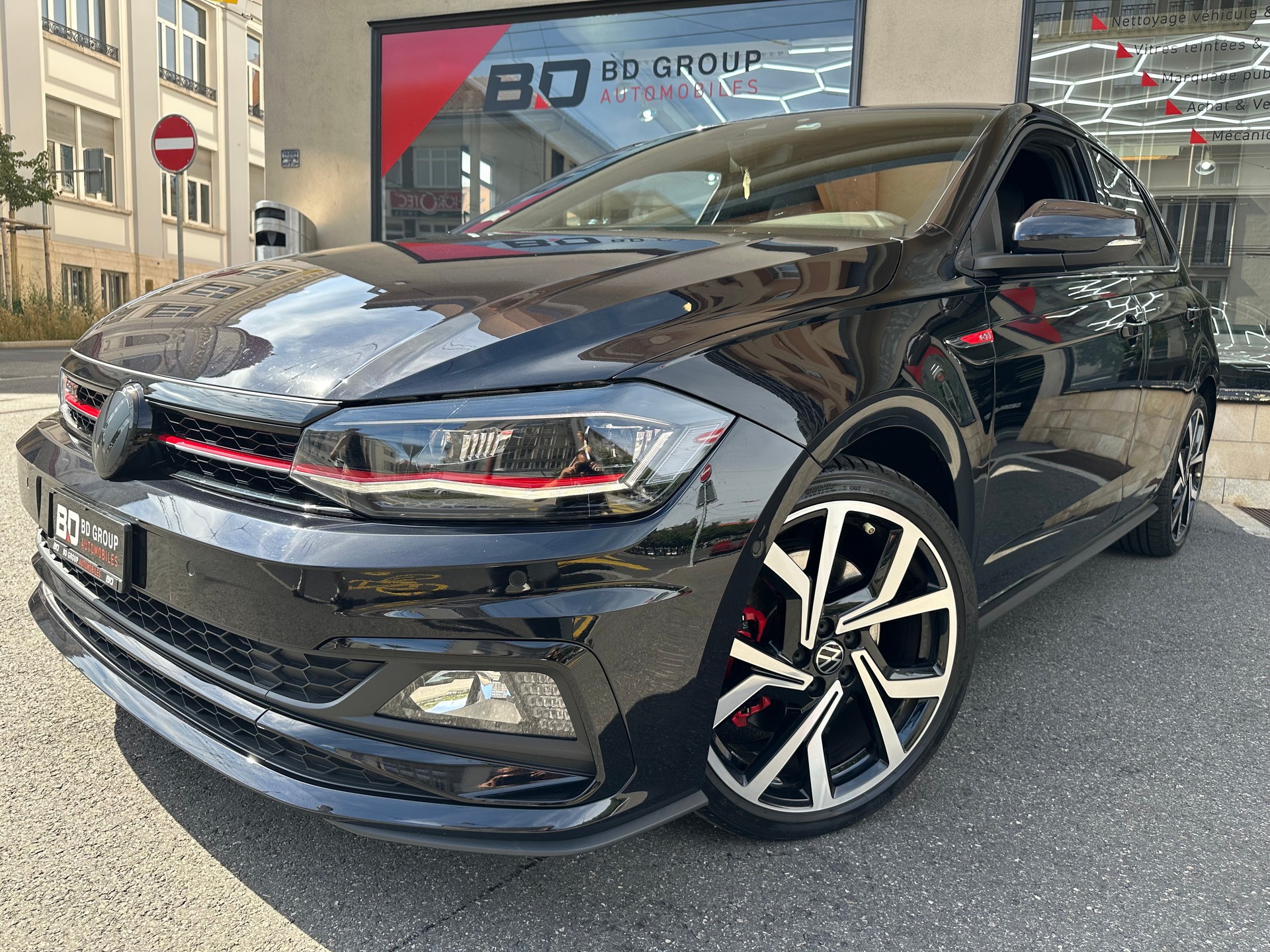 VW Polo 2.0 TSI GTI DSG-image-2