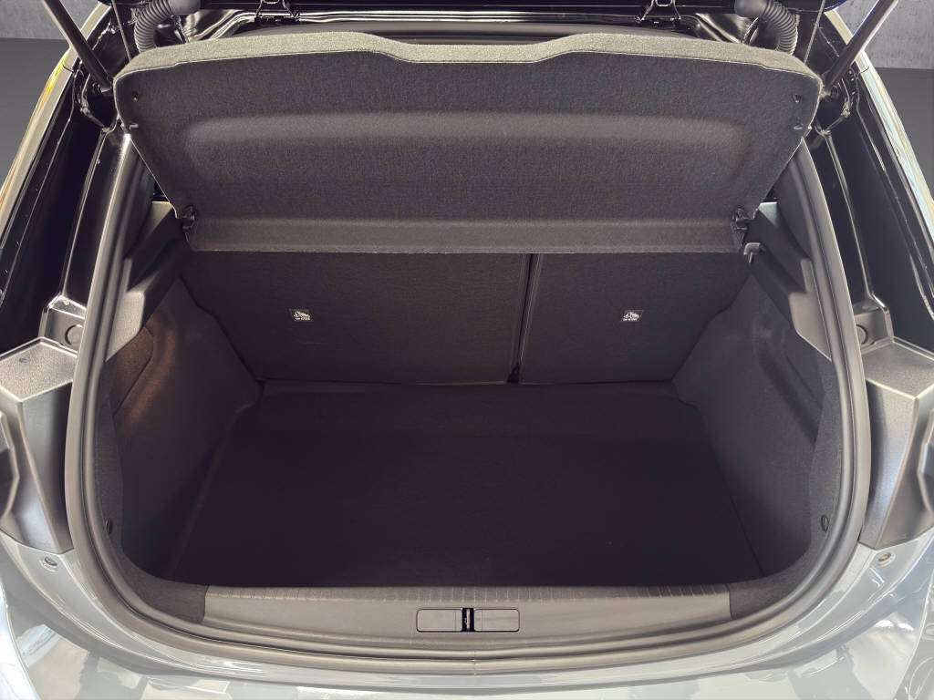 OPEL Corsa VIVA 1.2T Hybrid-image-12