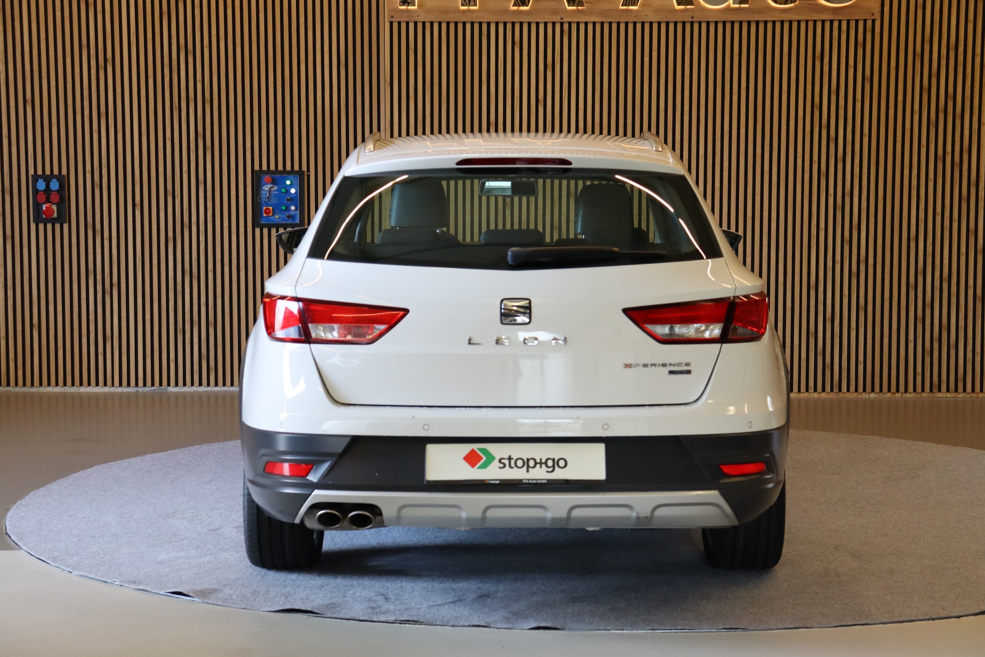 SEAT Leon ST X-Perience 2.0 TDI 184 4Drive DSG-image-6