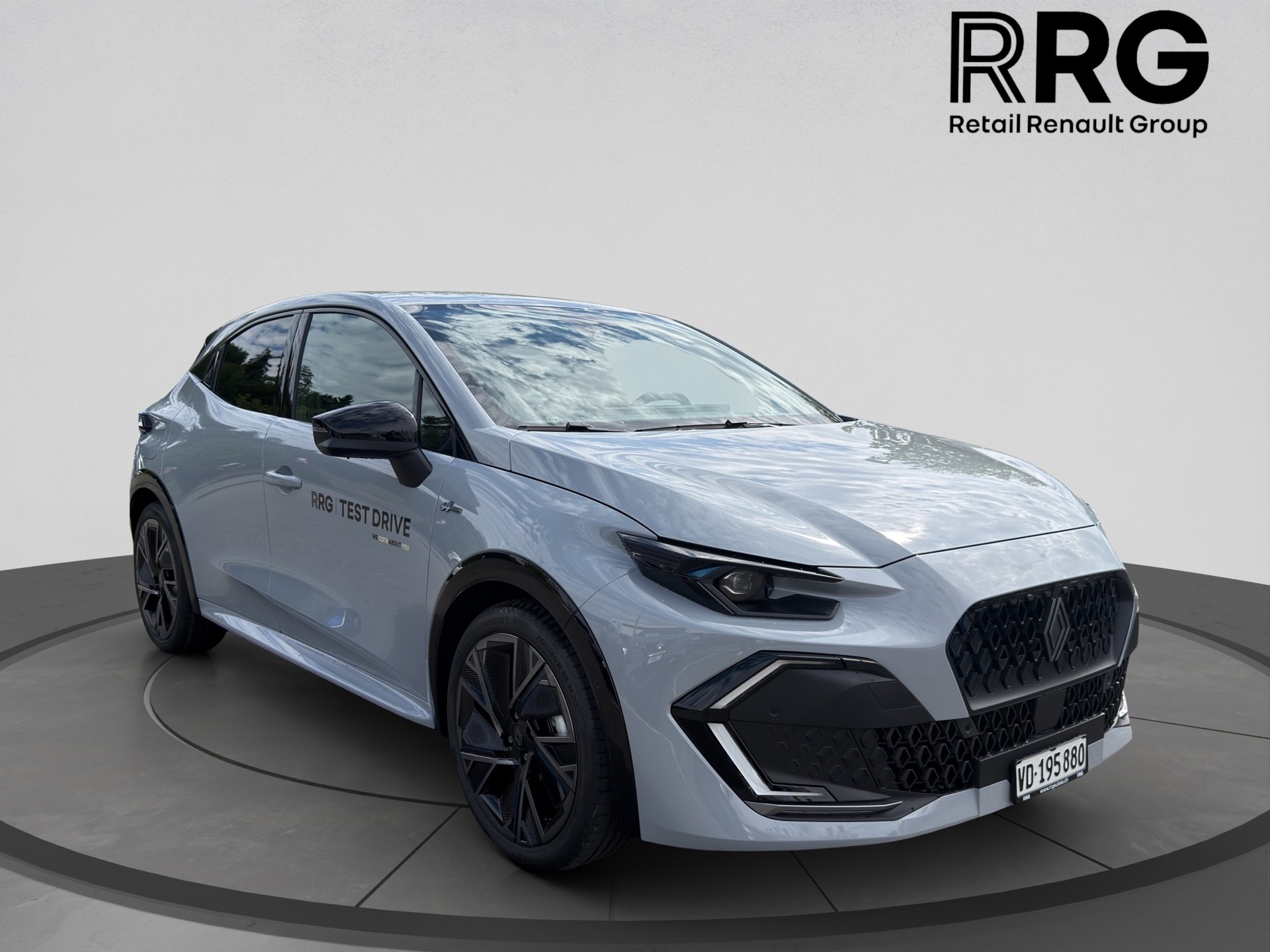 RENAULT Clio 1.8 E-Tech Esprit Alpine-image-0
