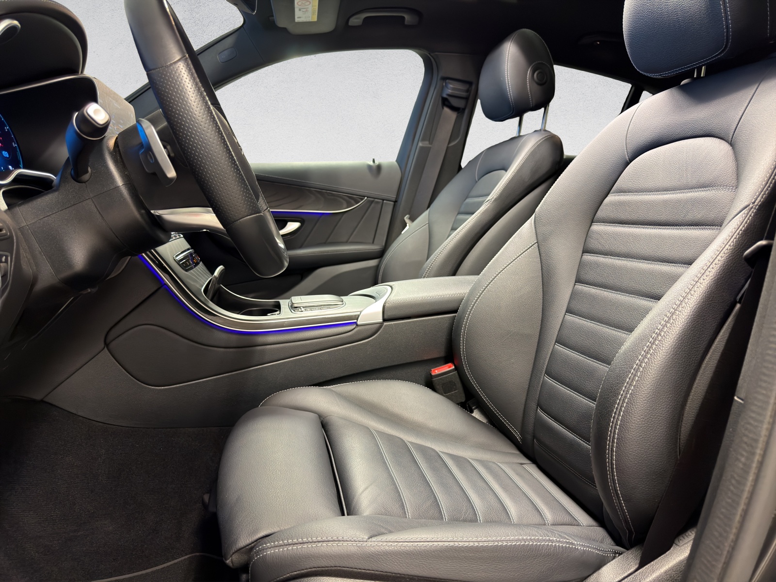 MERCEDES-BENZ GLC Coupé 300 de AMG Line 4Matic 9G-Tronic-image-12
