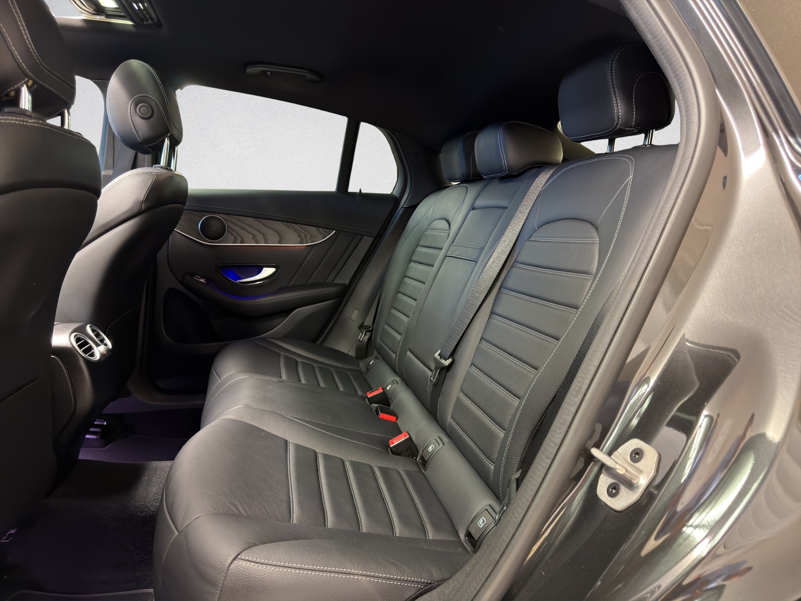 MERCEDES-BENZ GLC Coupé 300 de AMG Line 4Matic 9G-Tronic-image-15