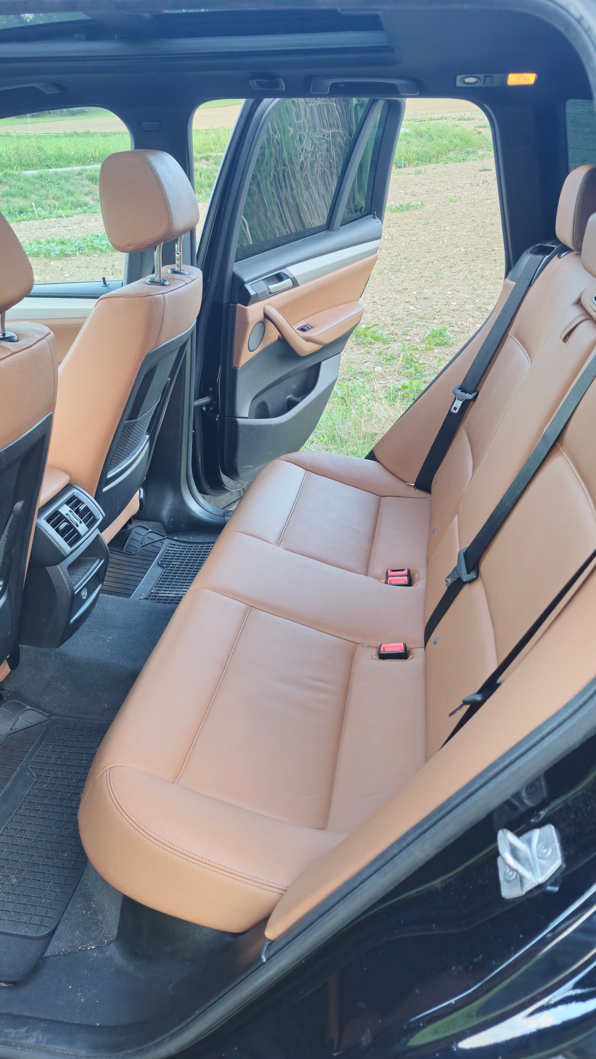 BMW 35i xDrive SAG-image-4