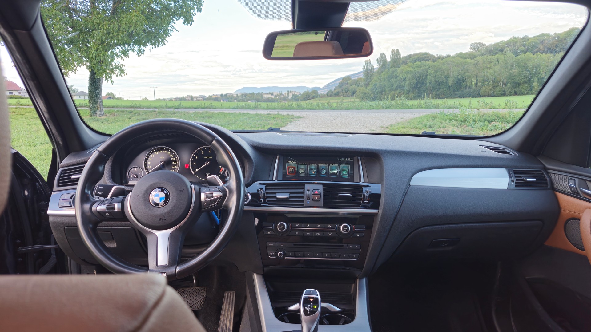 BMW 35i xDrive SAG-image-1