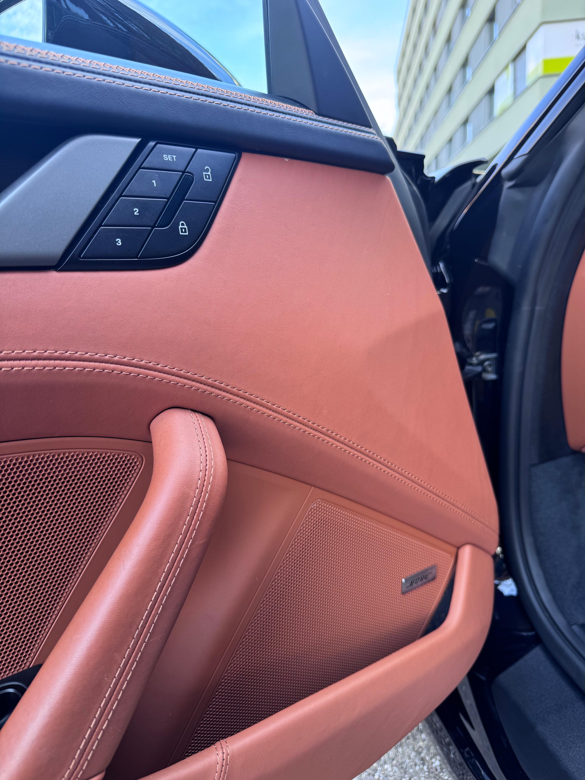 PORSCHE 3.0 Carrera PDK-image-11