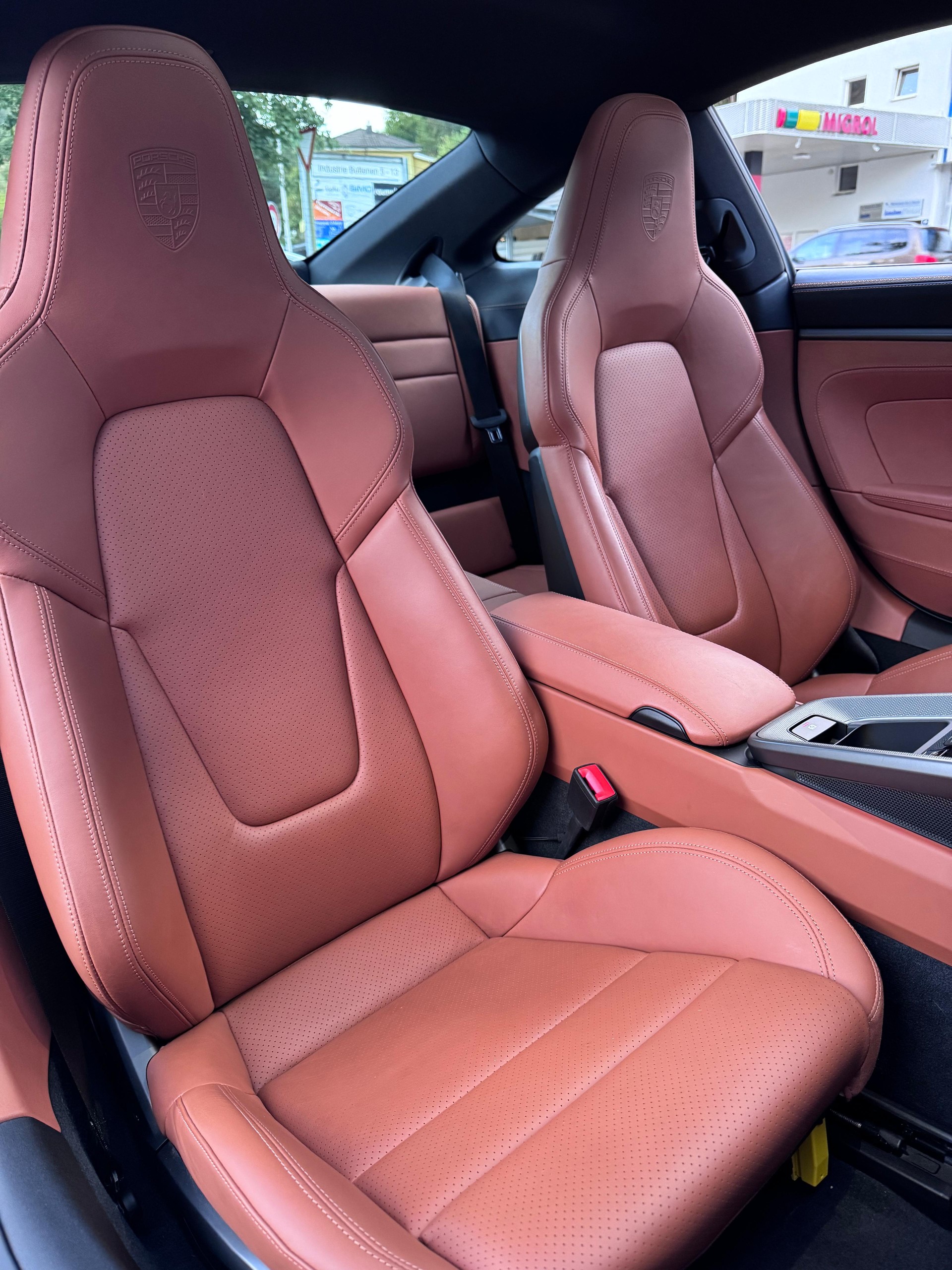 PORSCHE 3.0 Carrera PDK-image-7