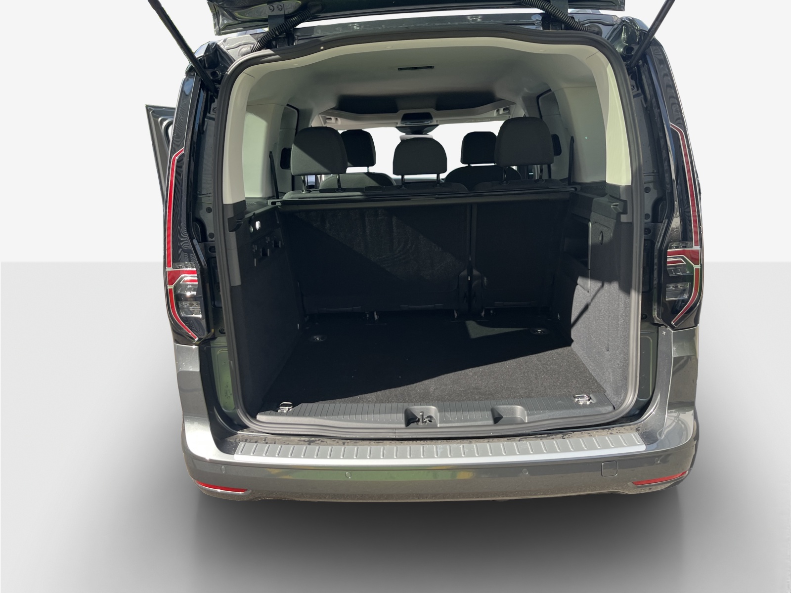 VW Caddy 2.0 TDI Liberty DSG-image-12