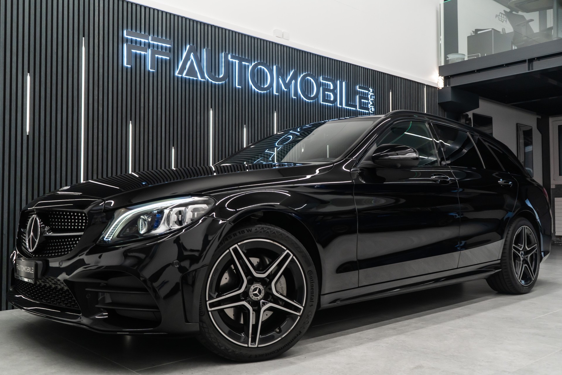 MERCEDES-BENZ C 200 Swiss Star AMG Line 4M 9G-Tronic-image-0