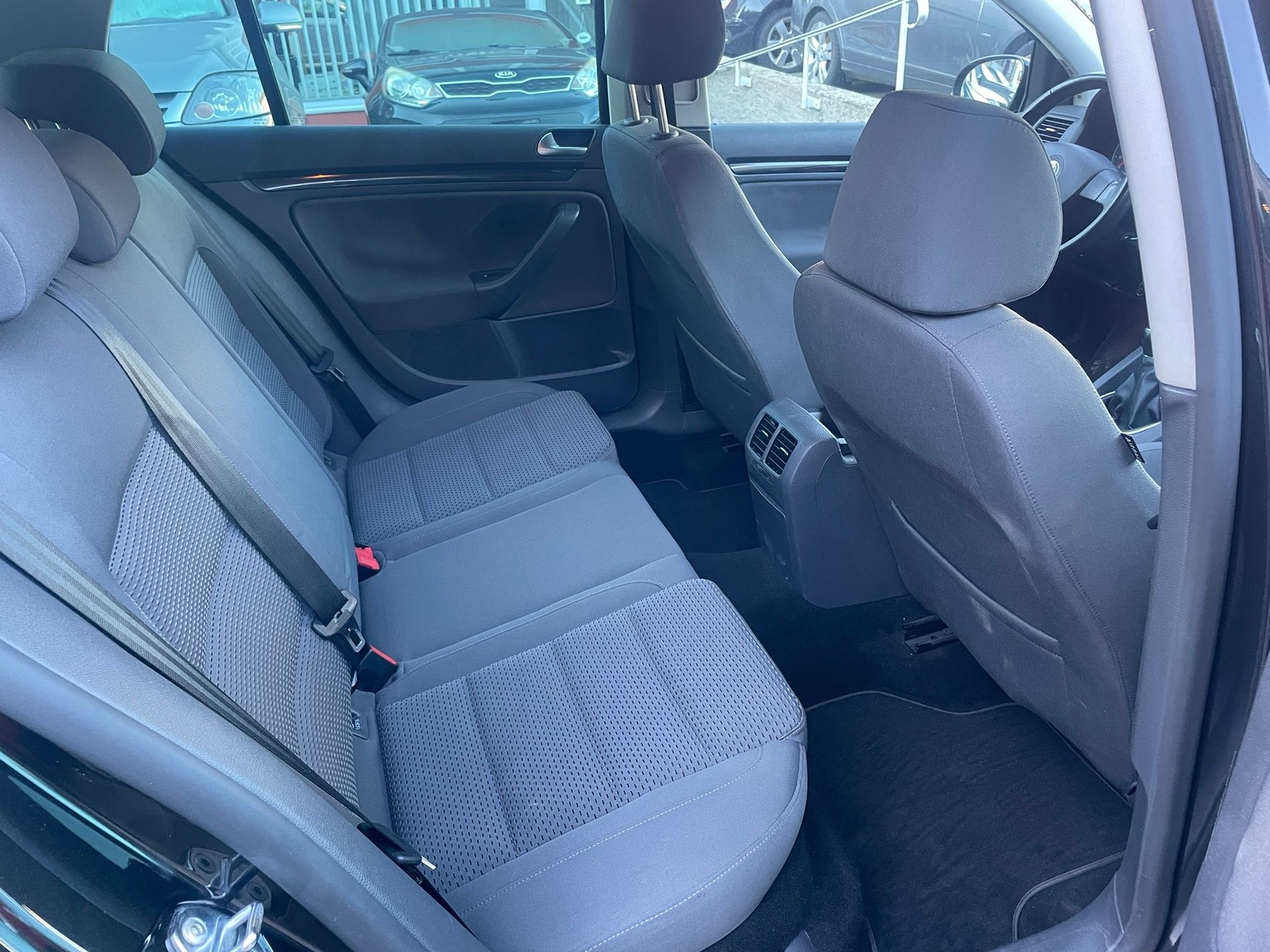 VW Golf 1.4 TSI GT Sport-image-6