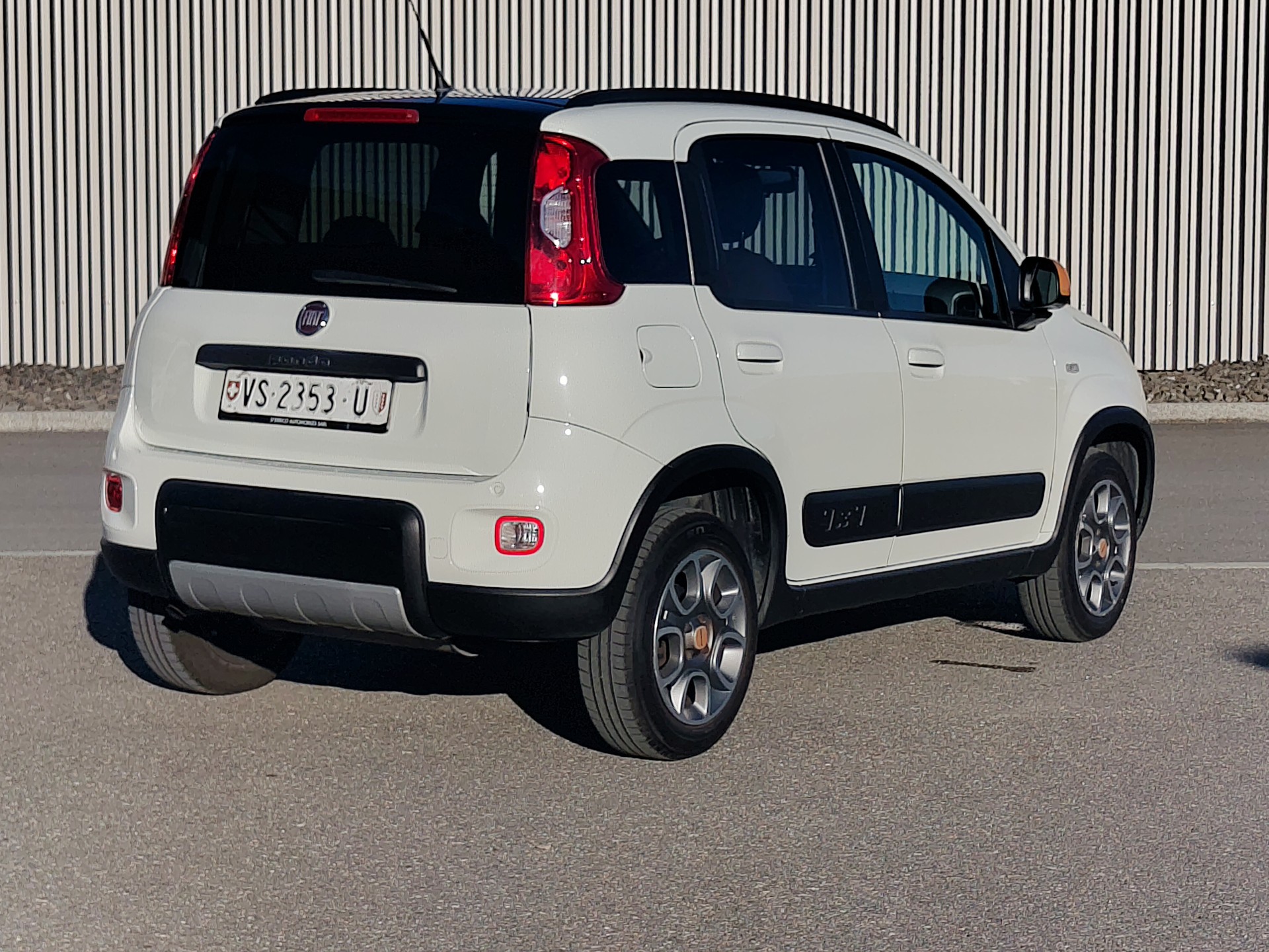 FIAT Panda 0.9 Twinair Turbo Climbing 4x4-image-3