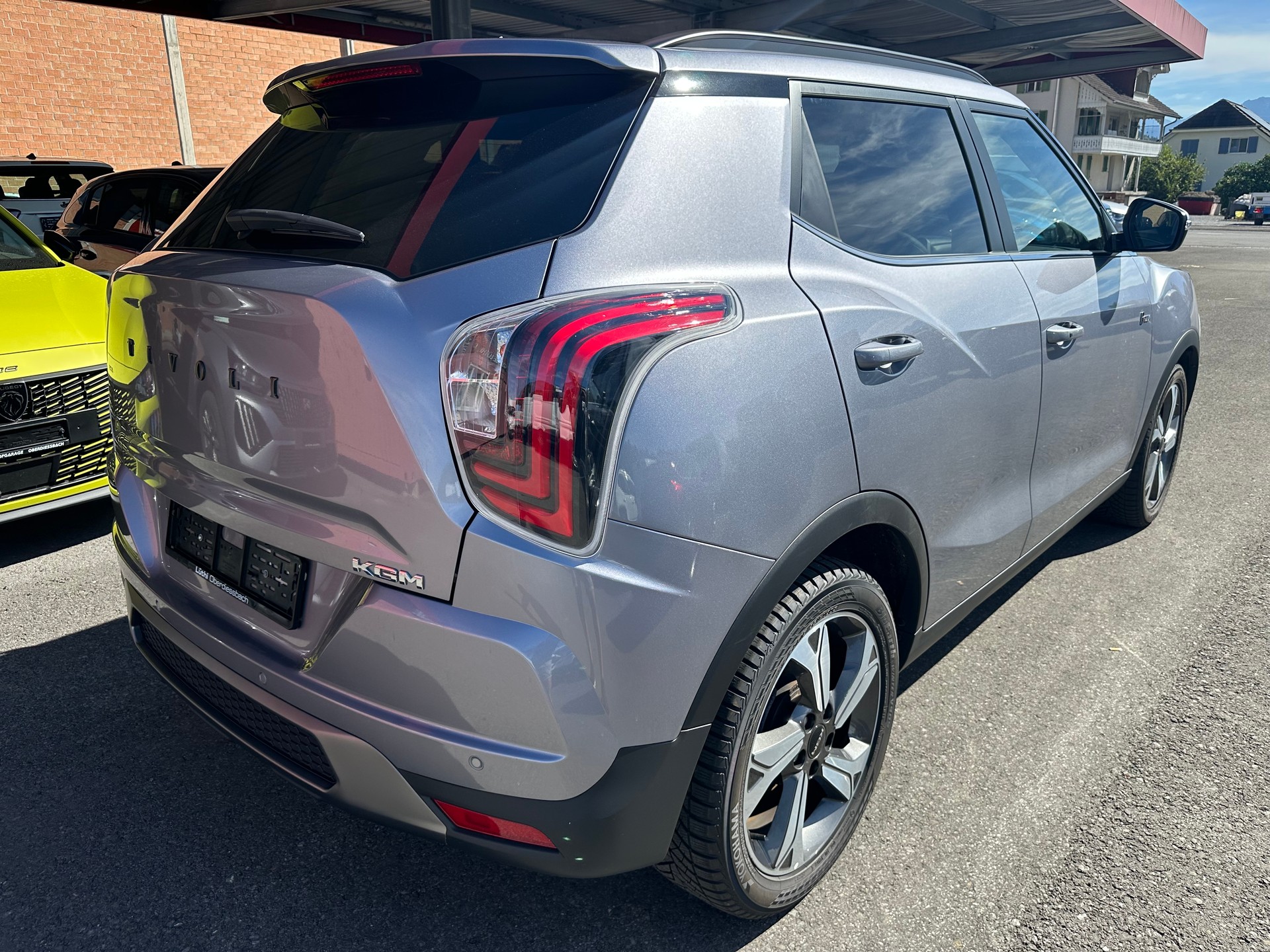 KGM-SsangYong Tivoli 1.5 T GDI Titanium 4WD Automat-image-2