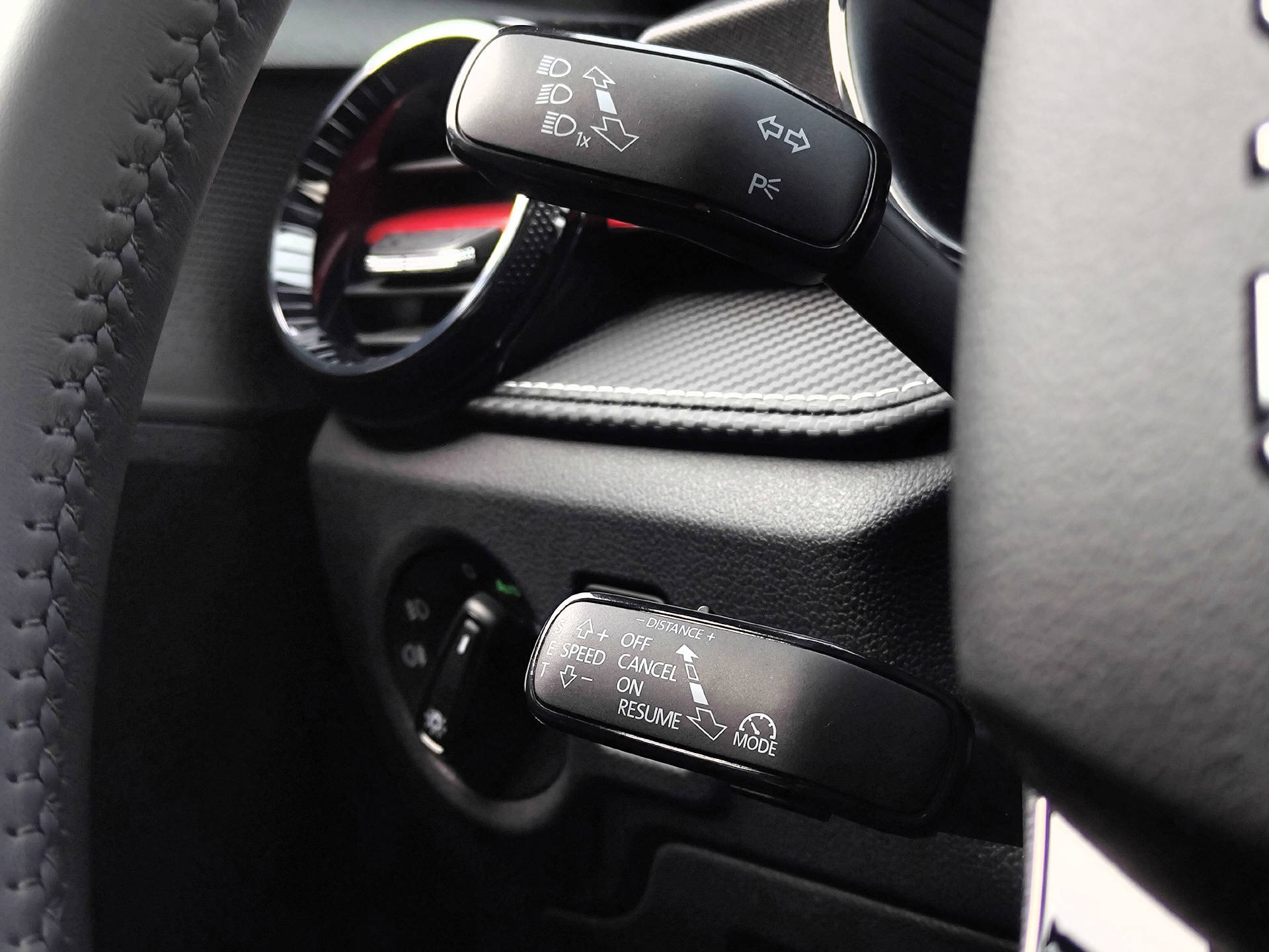 SKODA Fabia 1.5 TSI Monte Carlo DSG-image-11
