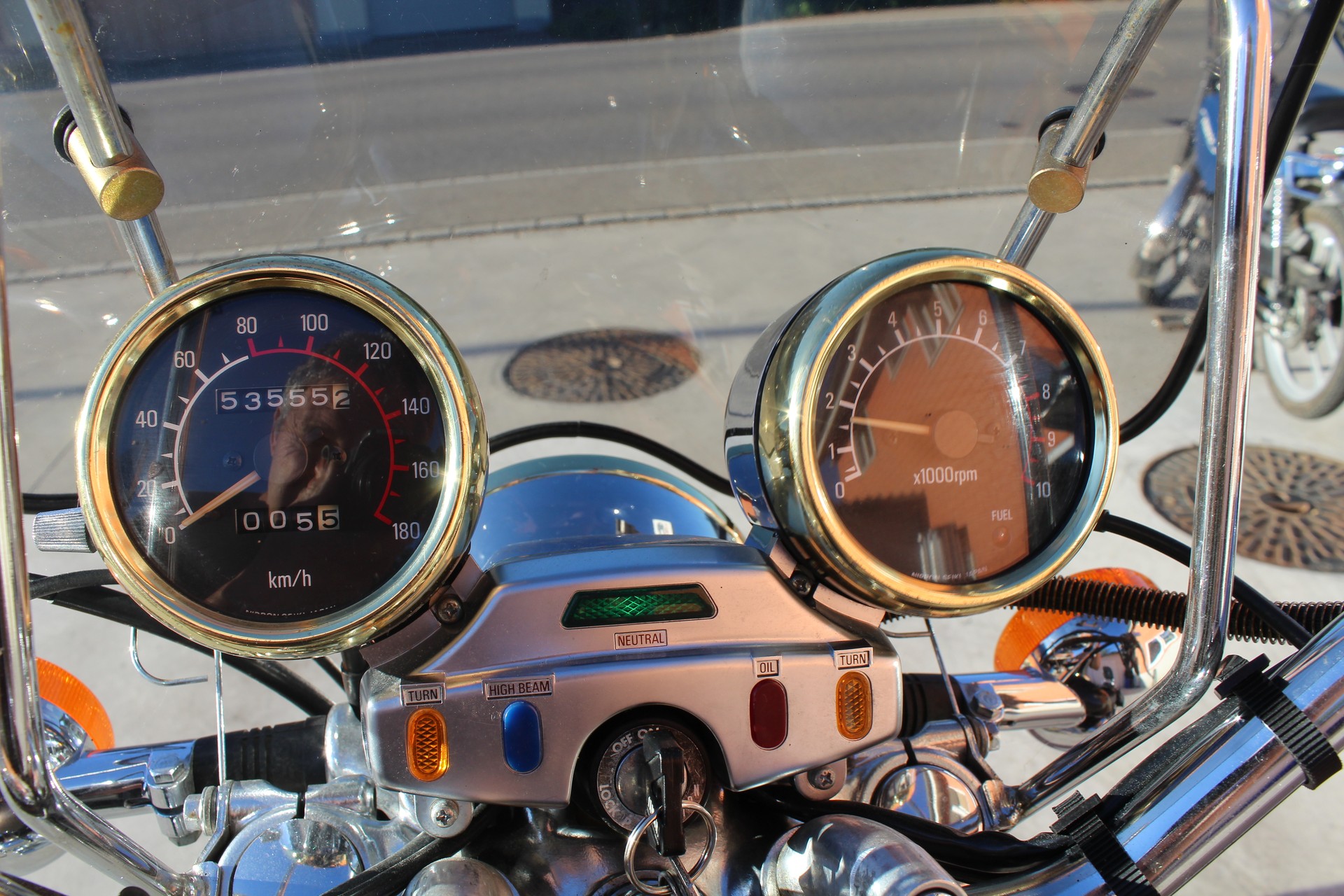 YAMAHA XV 1000 Virago-image-6