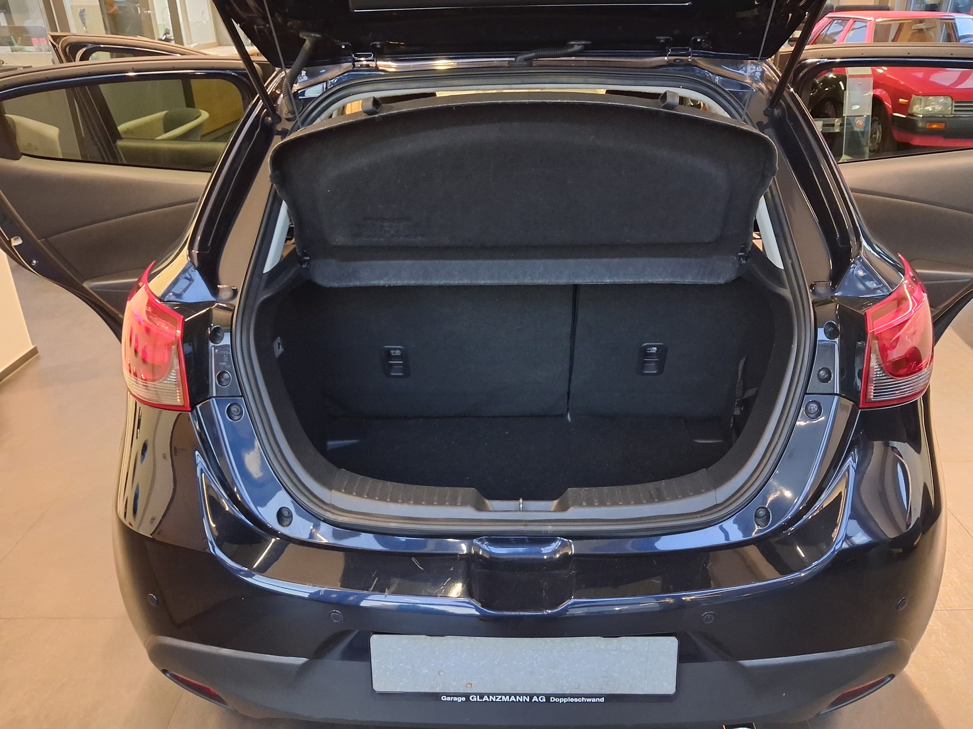 MAZDA 2 1.5i 16V Skyactiv-G Revolution Drive-image-7
