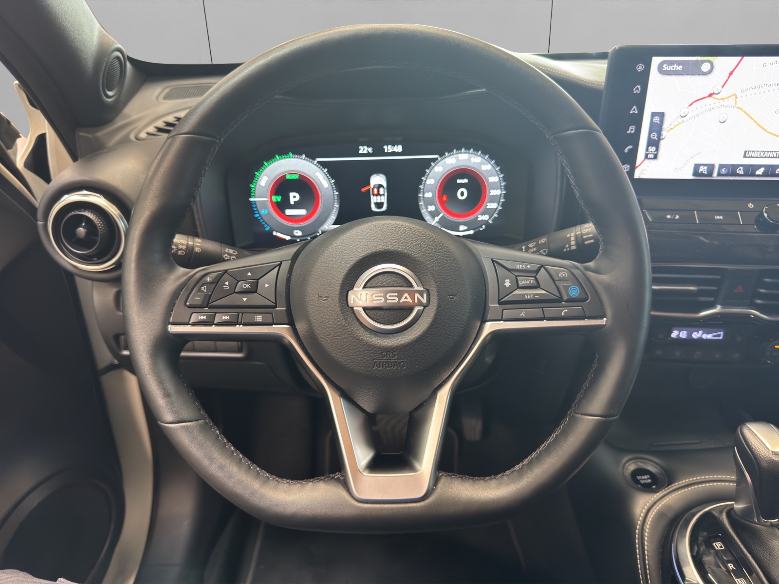 NISSAN Juke 1.6 Hybrid Tekna-image-8