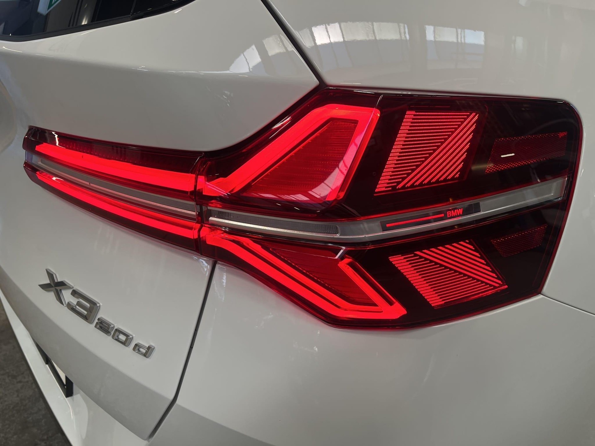 BMW X3 20d xDrive-image-6