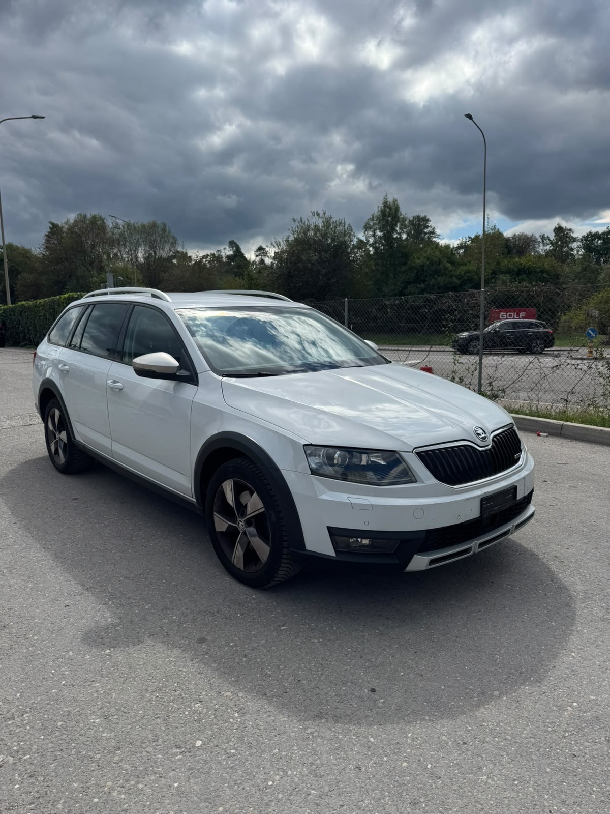 SKODA Octavia Combi 2.0 TDI Scout 4x4 DSG